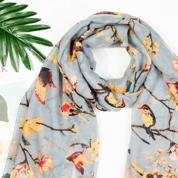 Beautiful cotton linen bird scarves - Picture 5 of 8